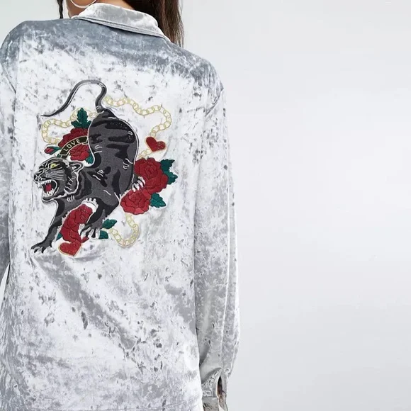 JADED LONDON Crushed Velvet Button Down Shirt Blouse Embroidered Panther Silver - Picture 5 of 14
